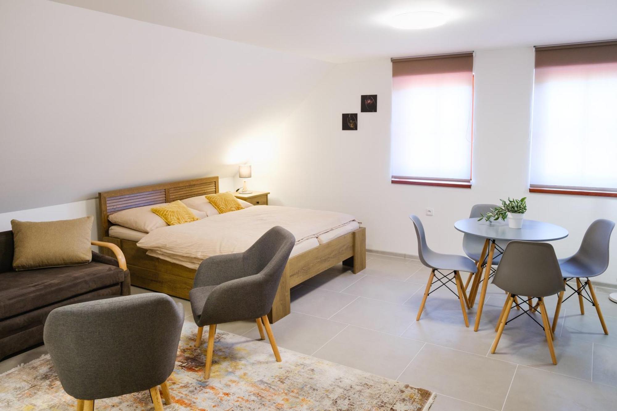 Apartman 1 Fklidu ซนอยโม ภายนอก รูปภาพ
